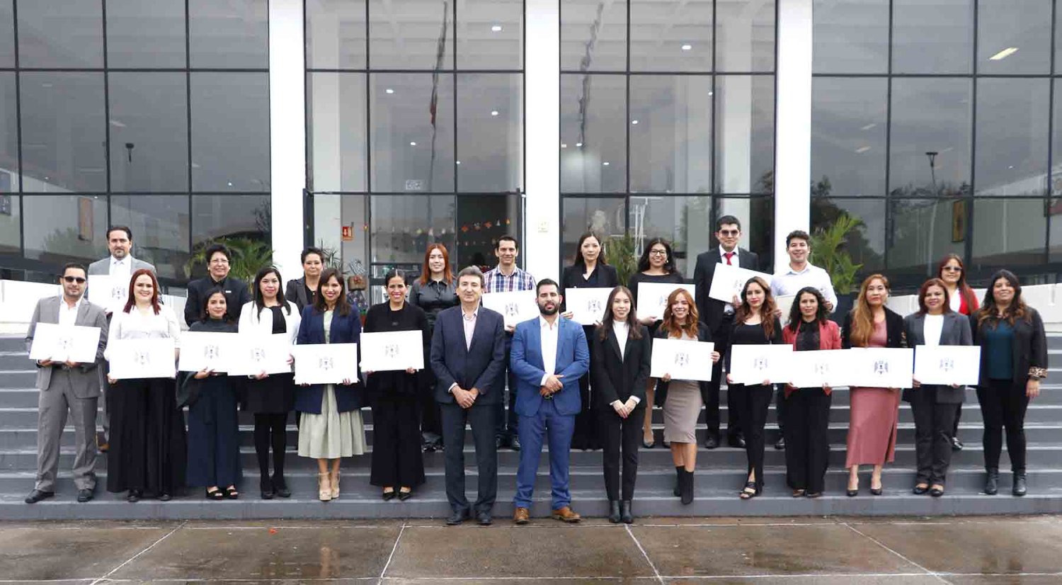 culminan diplomados en administracion de proyectos y tendencias de la educacion