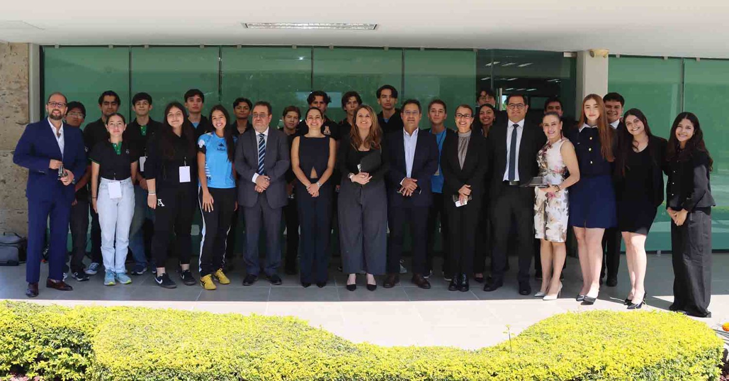 el jurado estuvo integrado por destacadas personalidades del ámbito judicial y gubernamental de jalisco