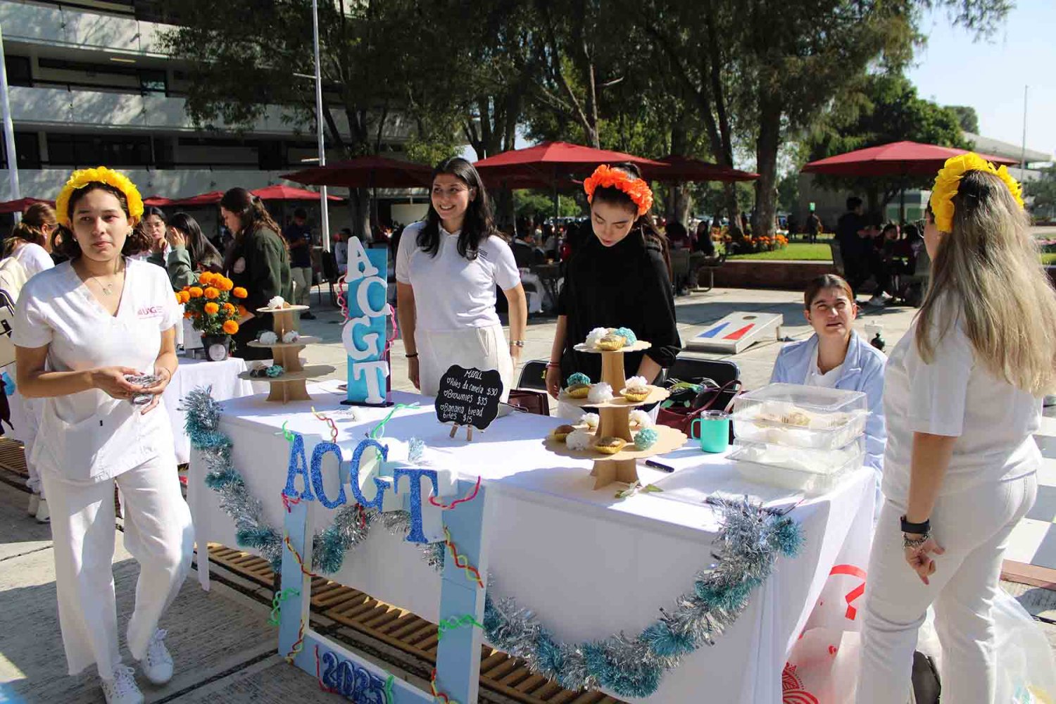los diferentes clubes de medicina participaron en este evento