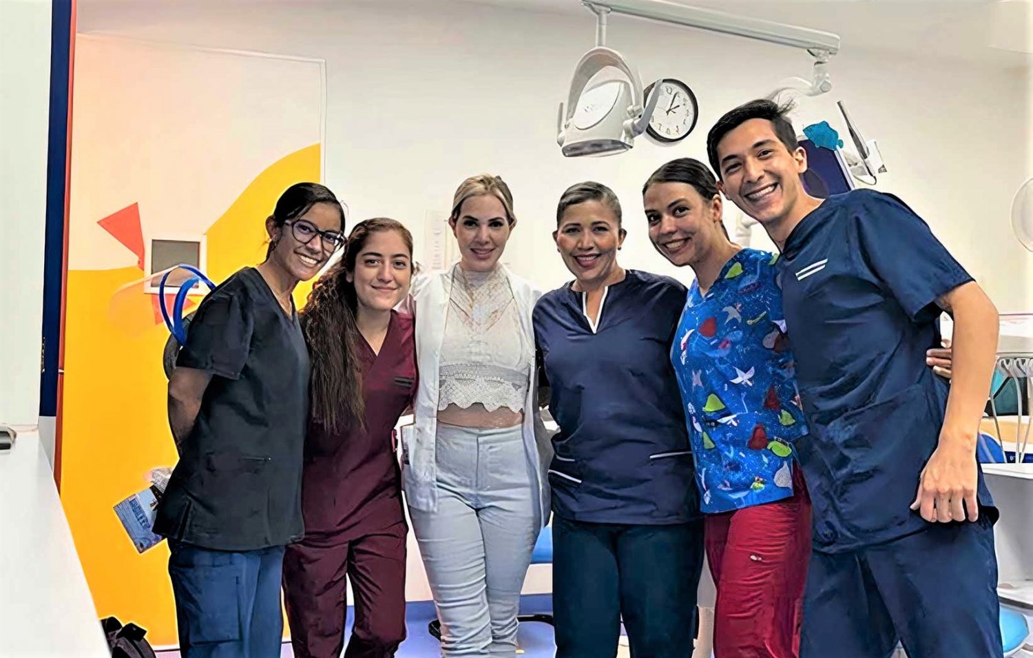 alumnos uag apoyan al teleton