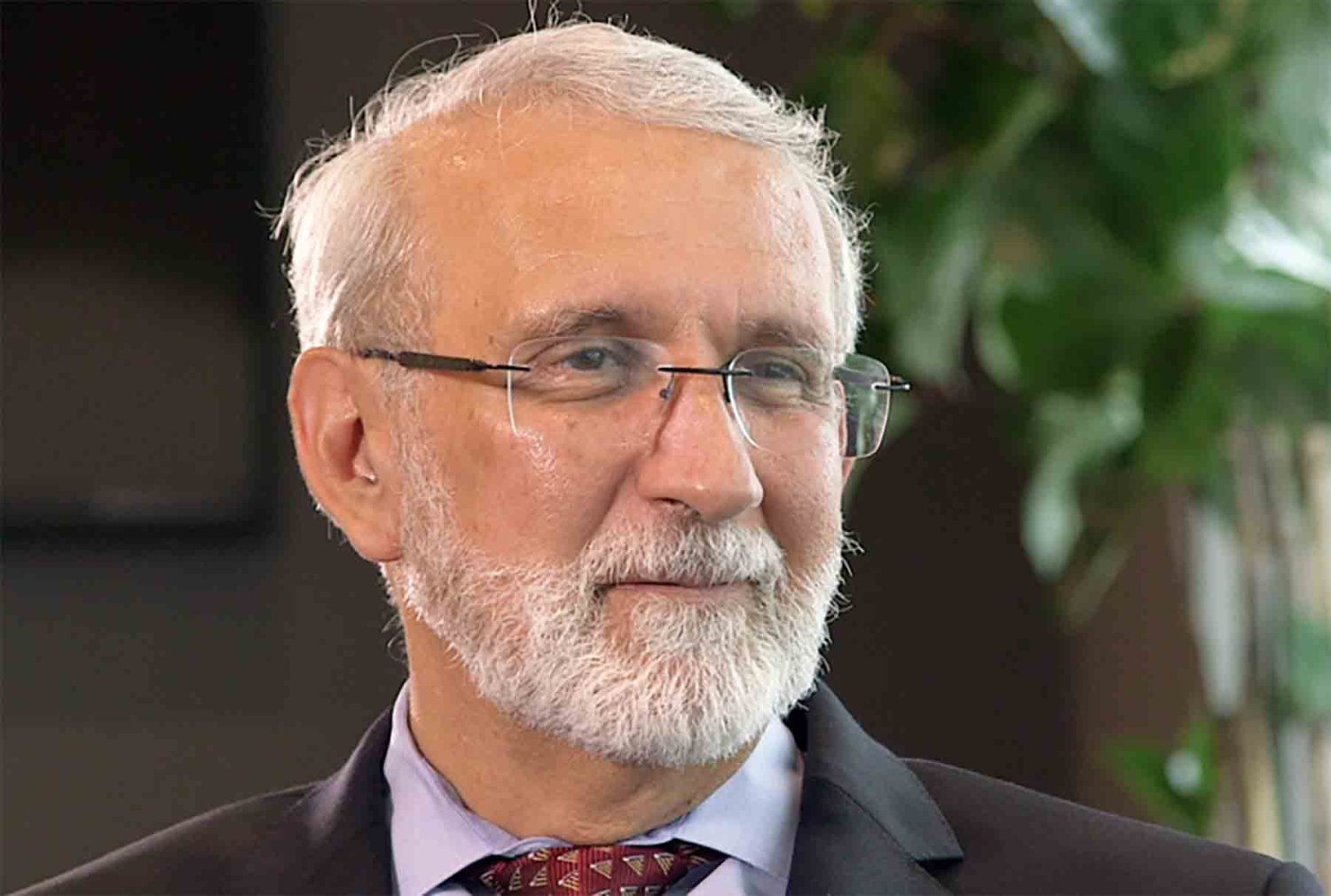 dr sergio aguilar gaxiola egresado uag