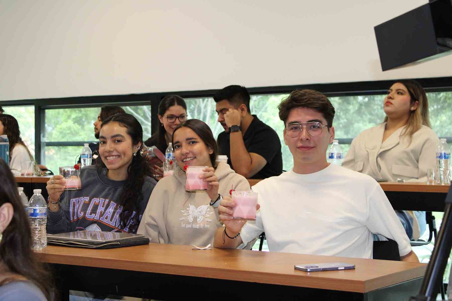 Los estudiantes de Negocios Gastronómicos aprendieron más sobre los diferentes destilados