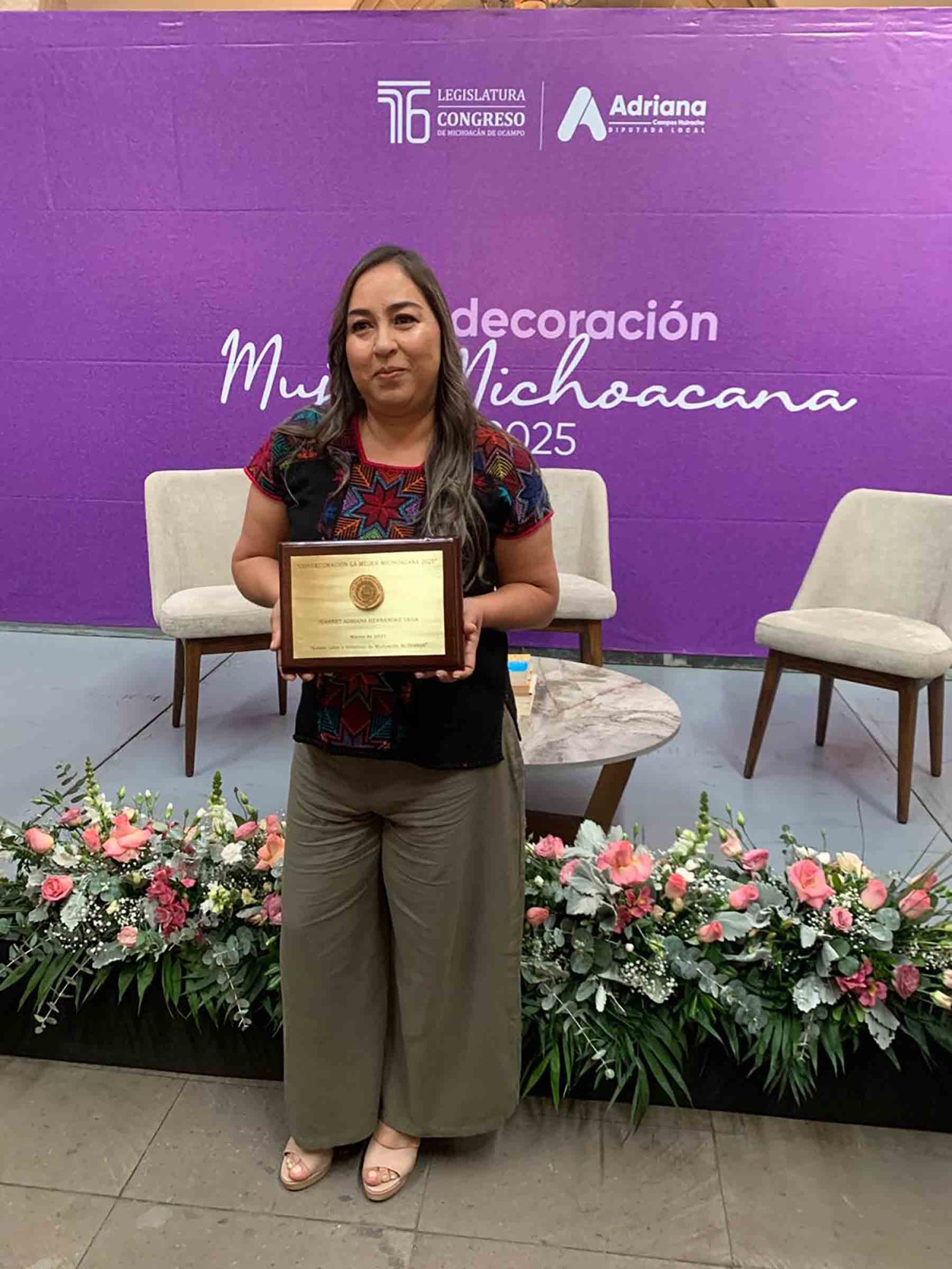 mujer michoacana 2025