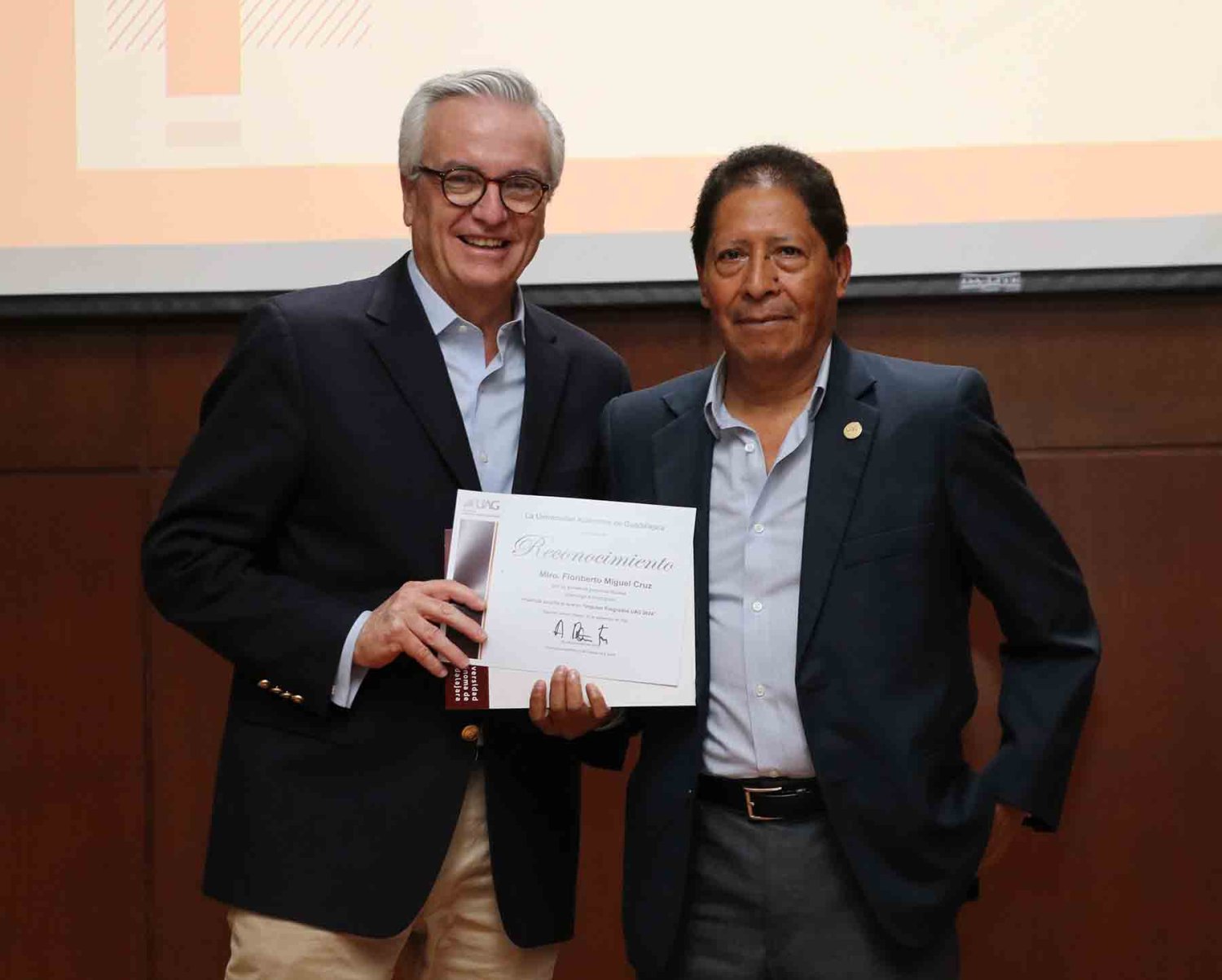Dr. Alfonso Petersen Fara y Mtro. Floriberto Miguel Cruz.