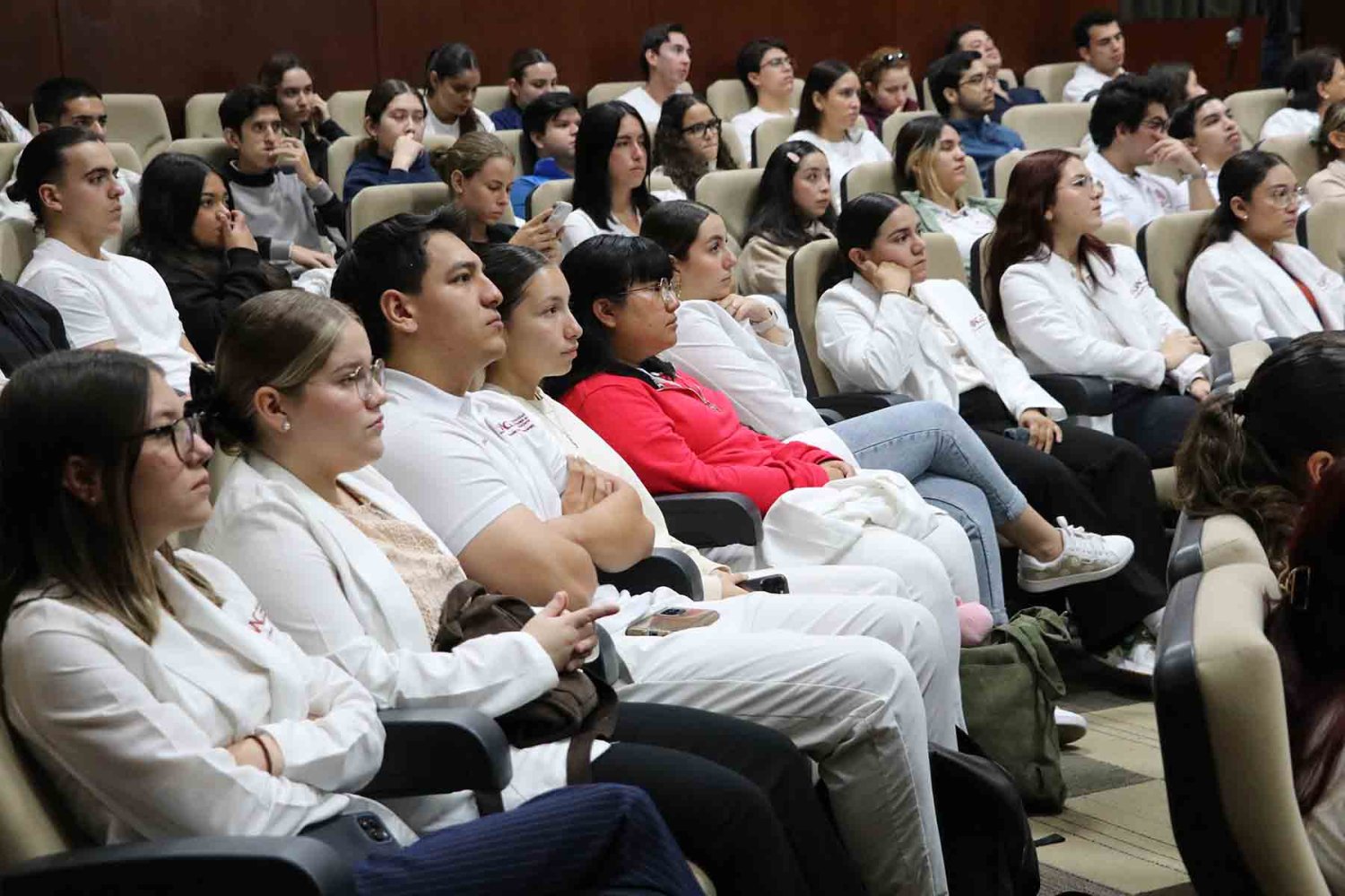 uag realiza la expo empleo 2024