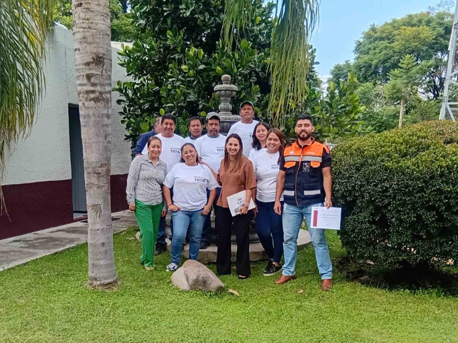 colaboradores de diversas se sumaron a esta iniciativa