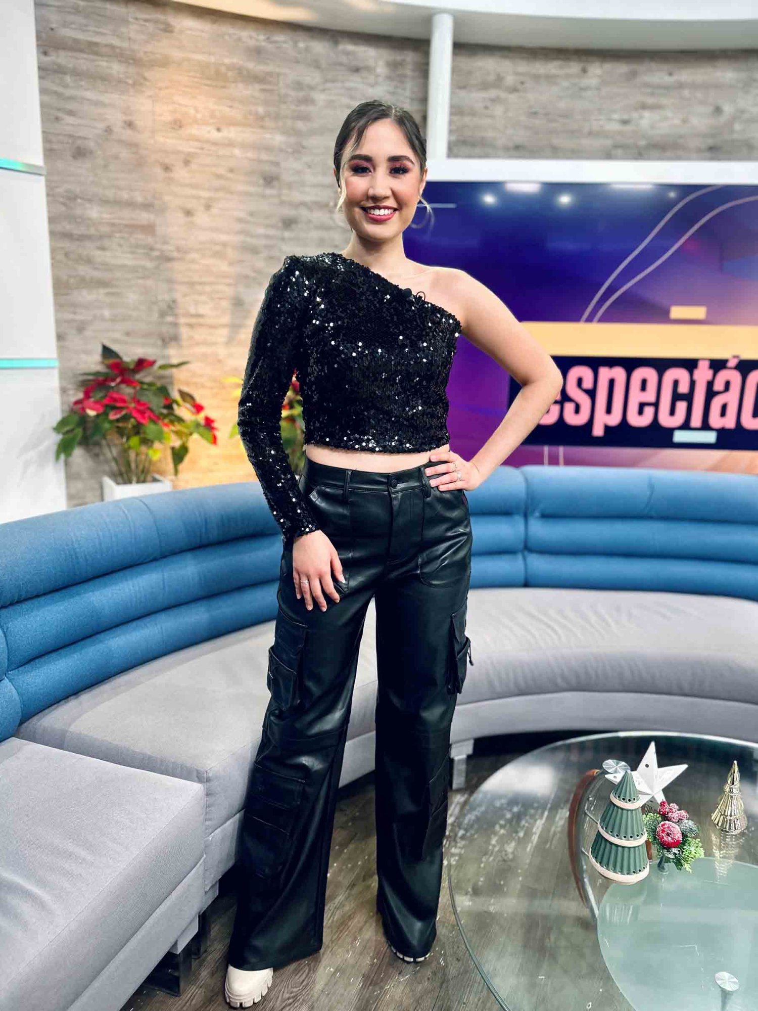 la uag alumni suena con llegar a las grandes ligas de la television y conducir eventos internacionales