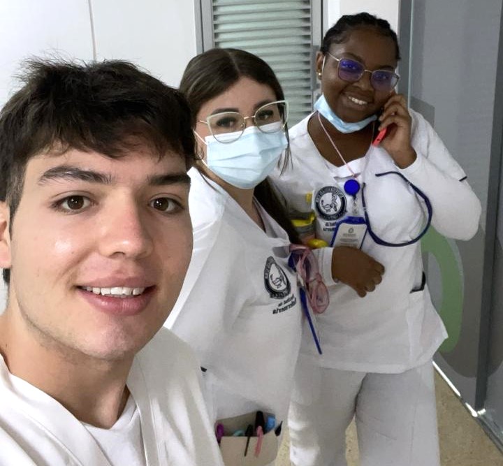 el alumno realizo su intercambio en la universidad ces de medellín colombia