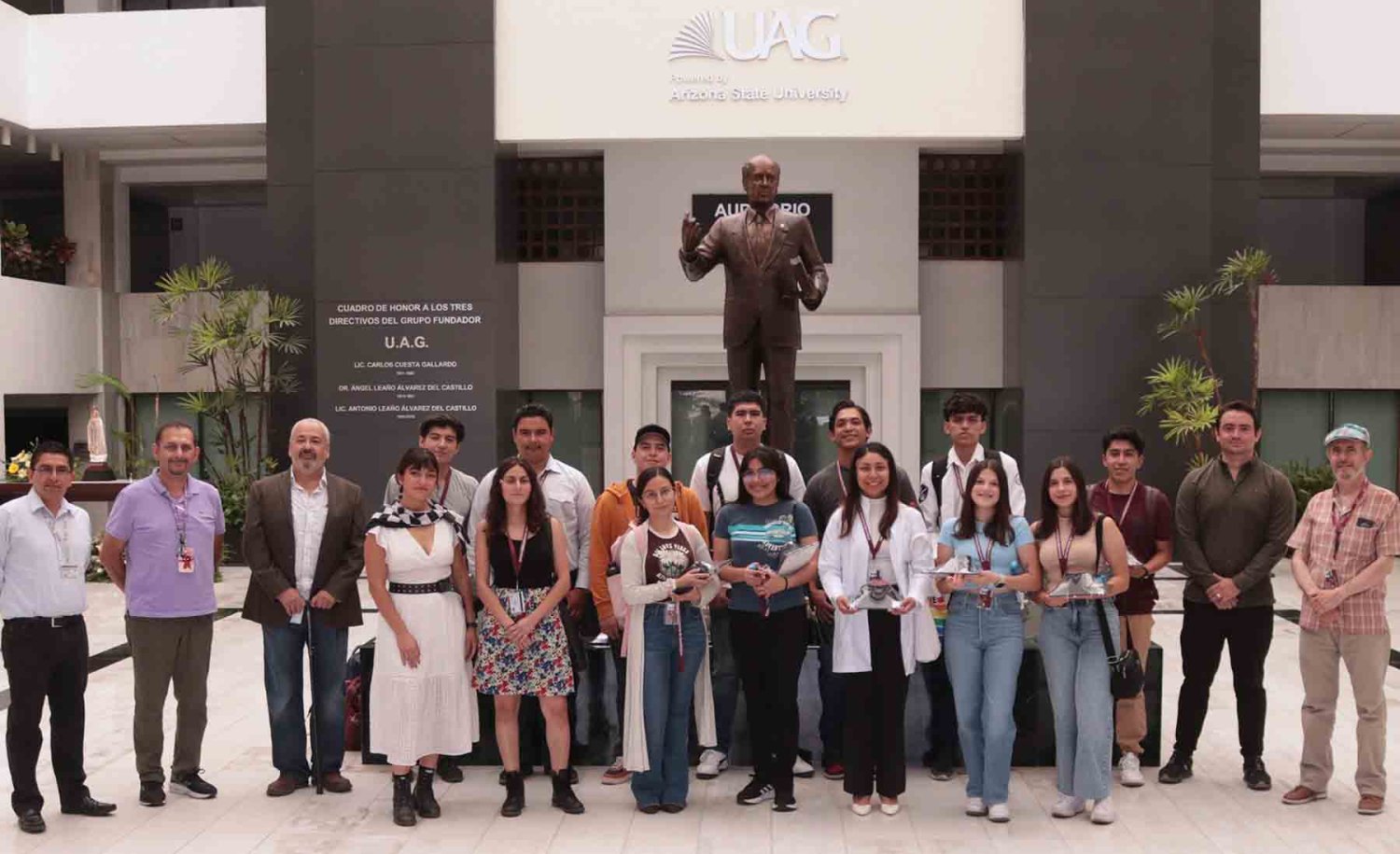 inician su estancia de investigacion en la uag