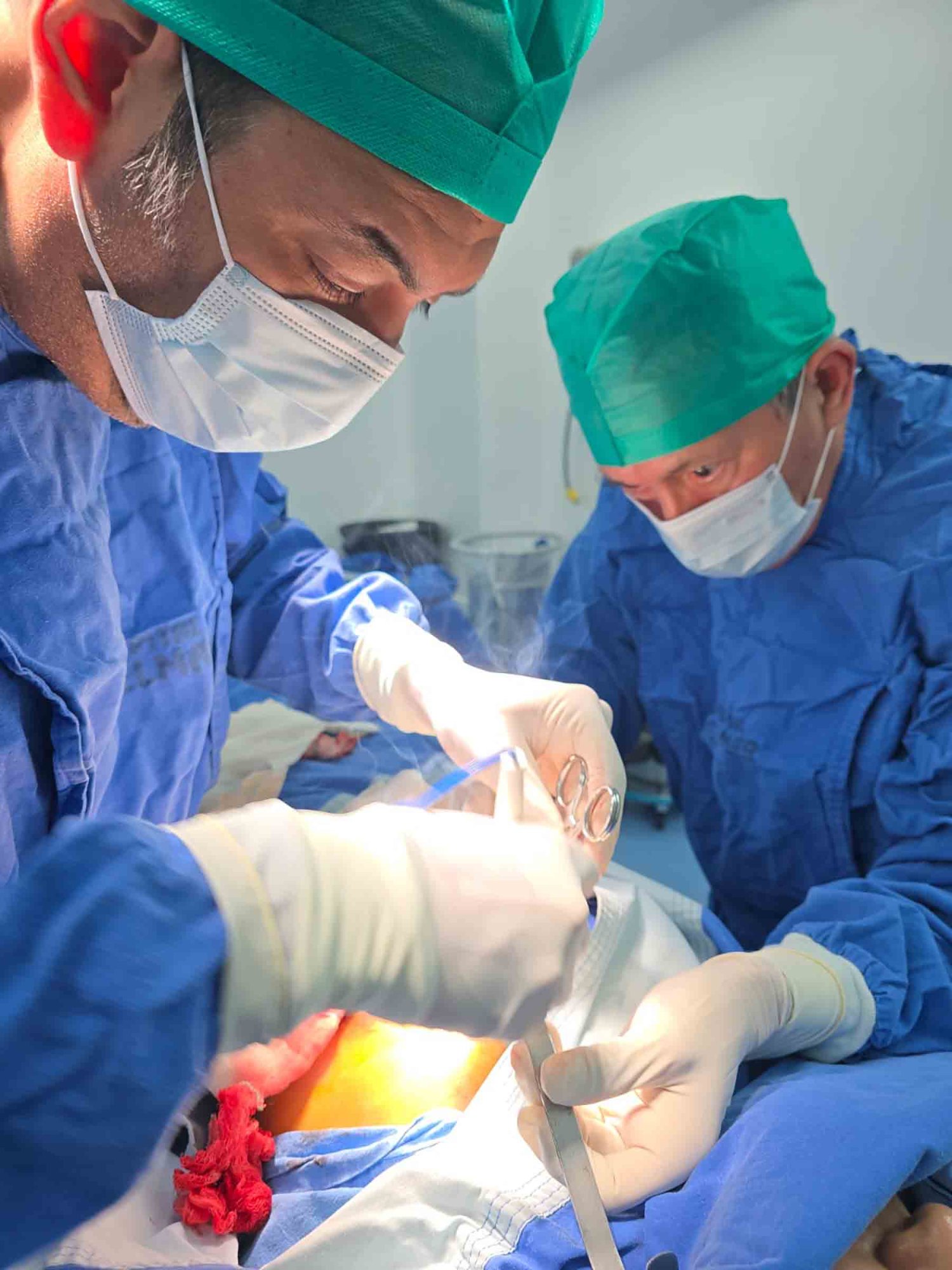 el egresado de la uag tiene una larga experiencia en la oncologia ginecologica