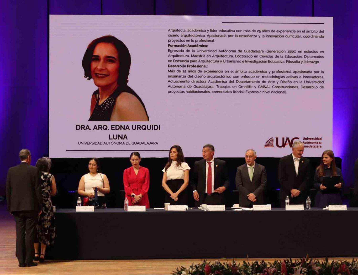 el reconocimiento se entrego en el marco de la celebracion por el dia nacional del arquitecto