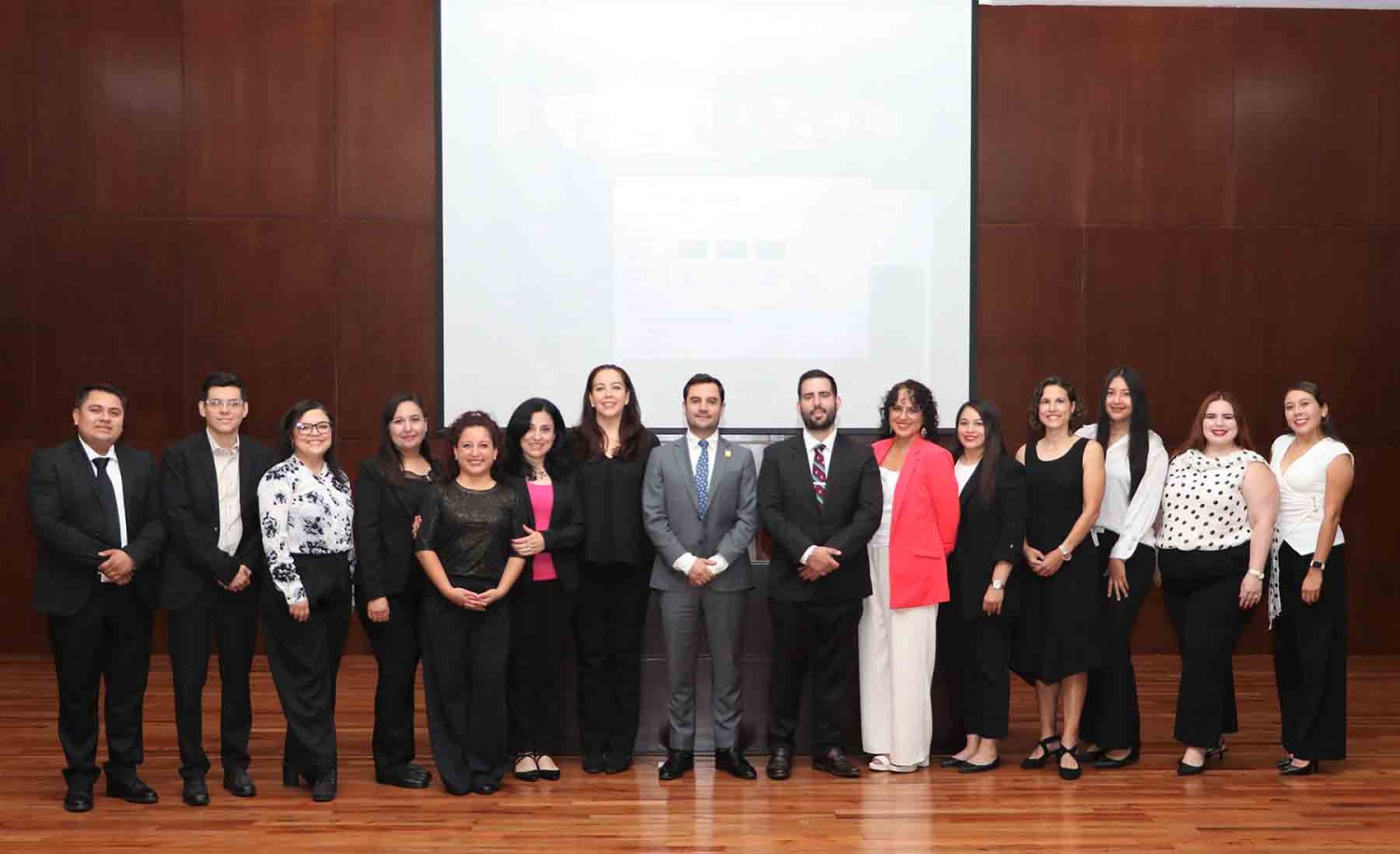 egresado del diplomado en administracion de proyectos