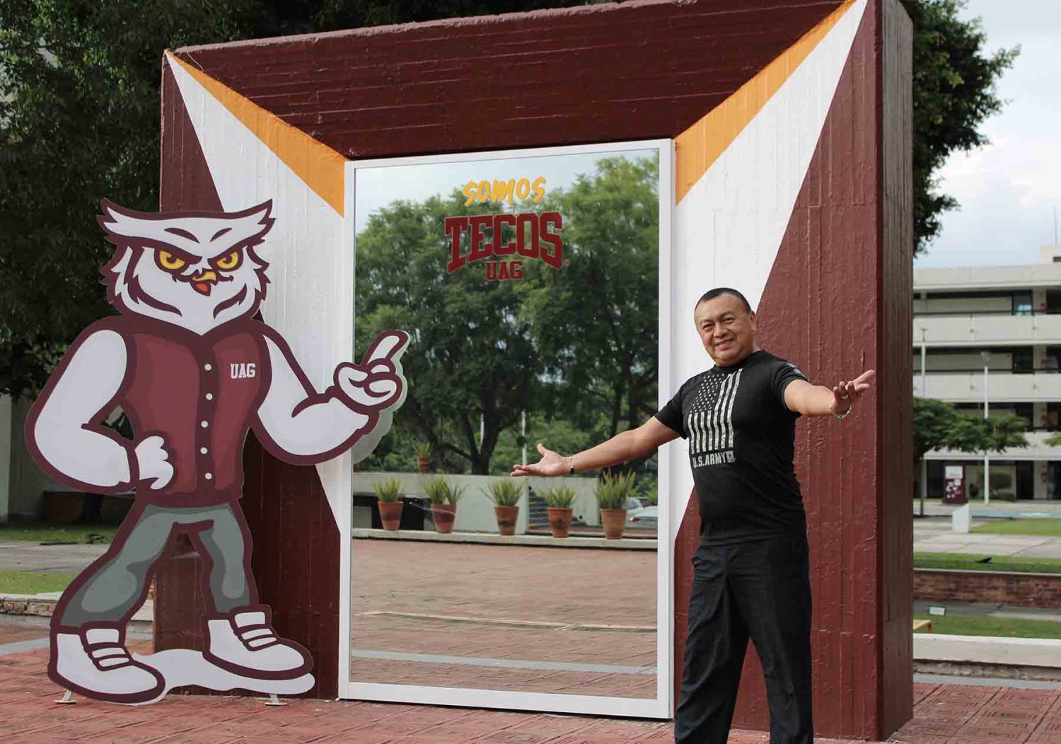 El maestro wilfrido pool Ojeda tiene una amplia trayectoria en la danza folclórica