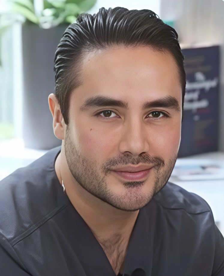 dr raul gomez garcia nuevo representante de uag alumni en nuevo leon