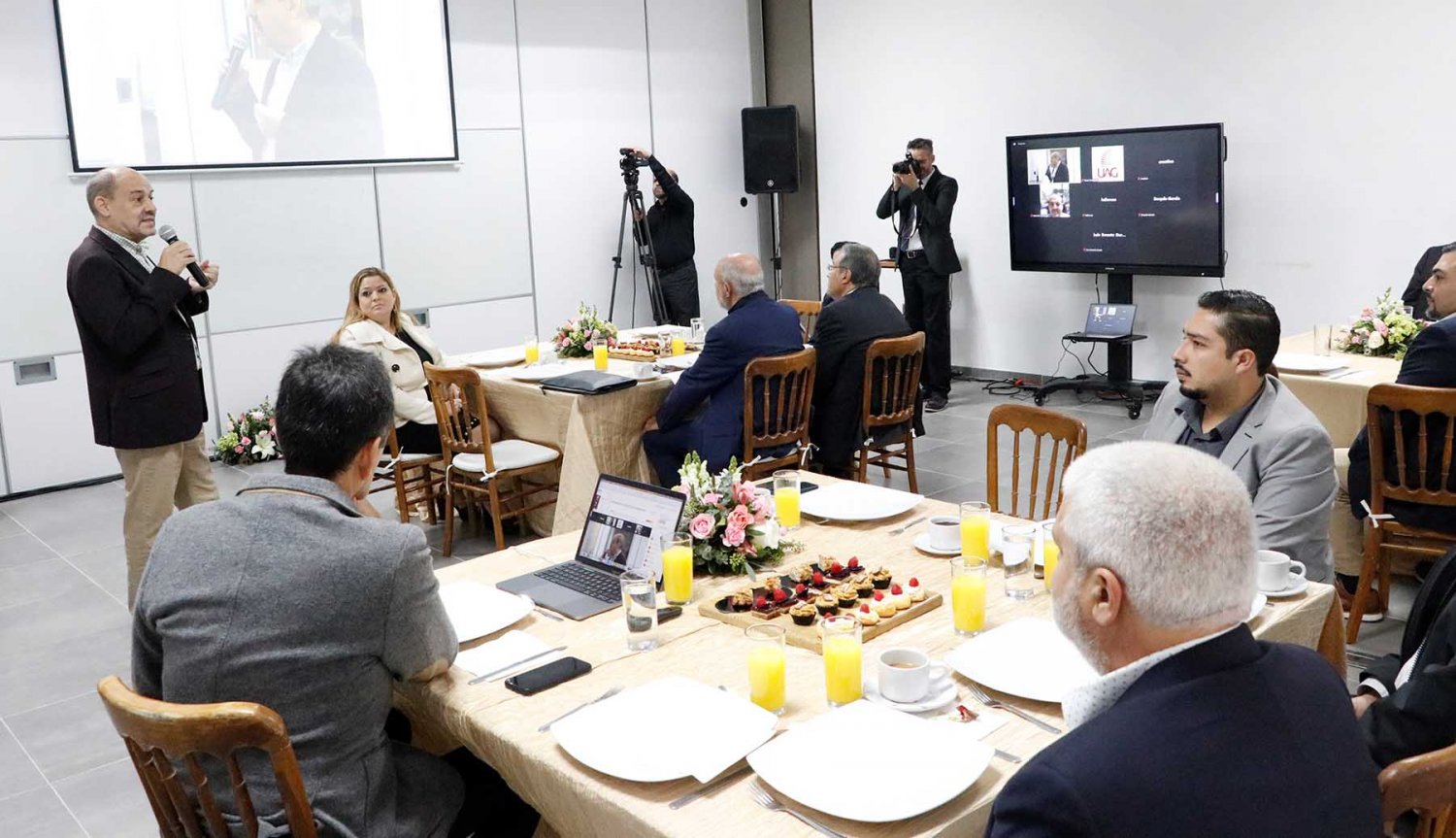 empresarios conocen más sobre el dba de la uag