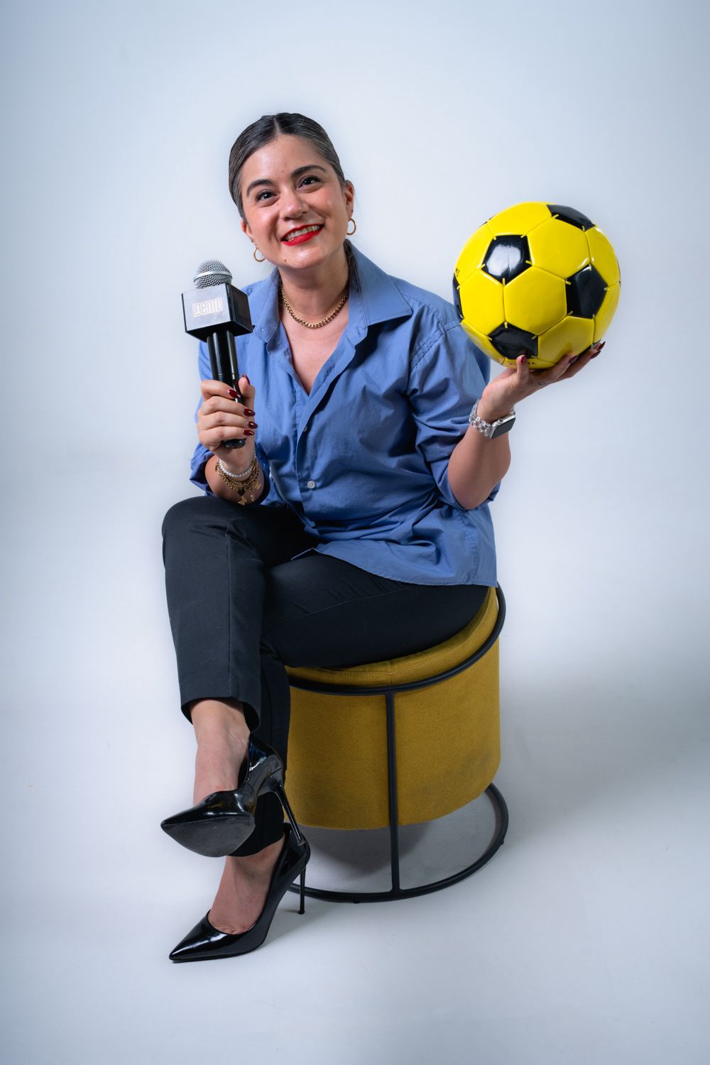 maria cristina meza quezadas estudio la carrera de ciencias de la comunicacion