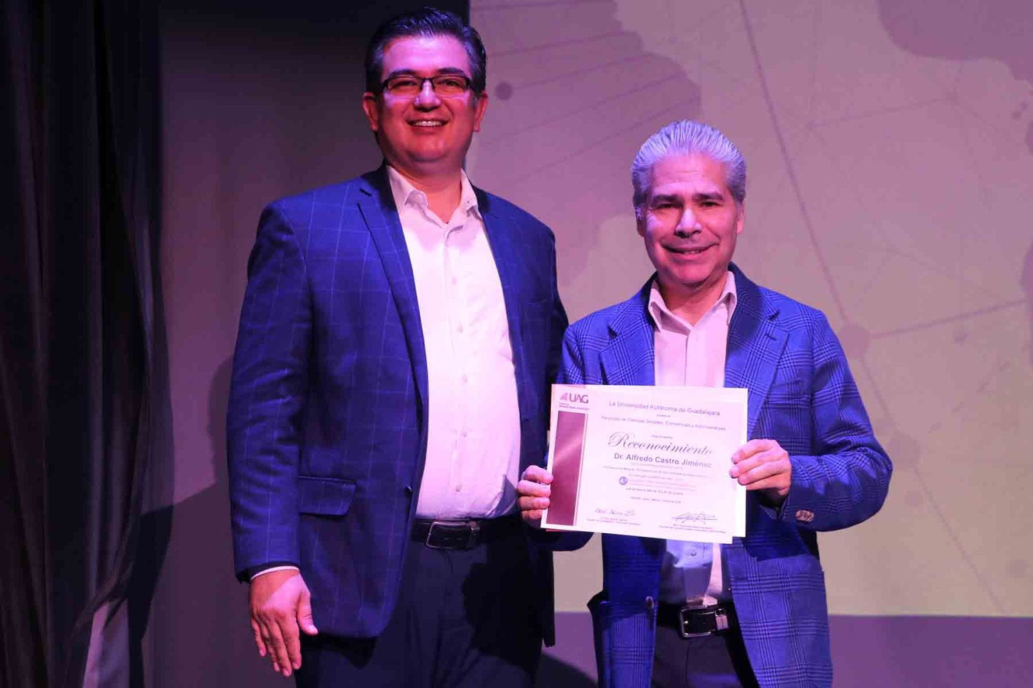 mtro angel israel munoz y dr alfredo castro vuh