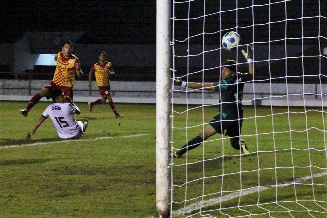 tecos lider invicto en la liga premier