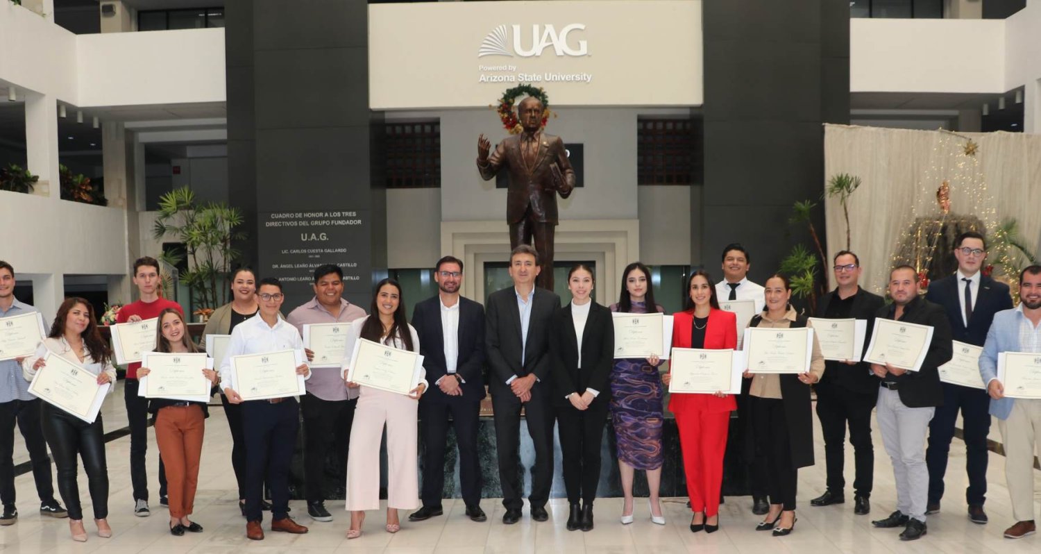 uag forma a lideres de la industria restaurantera