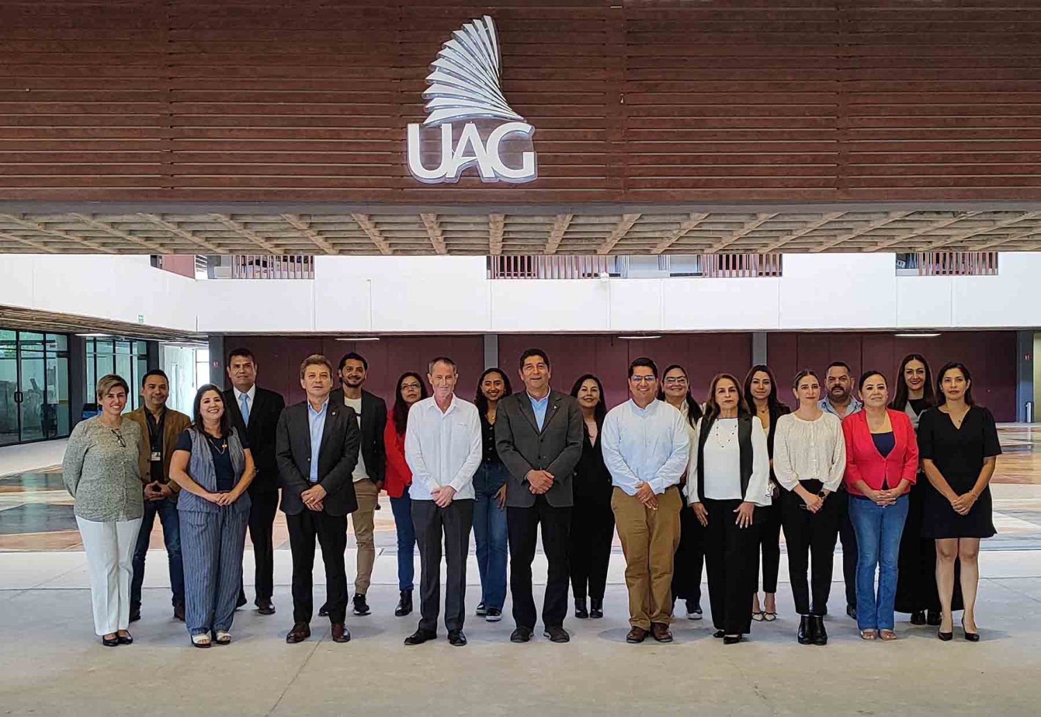 La UAG fortalece la formación de sus alumnos de Administración Financiera con certificaciones de alto nivel
