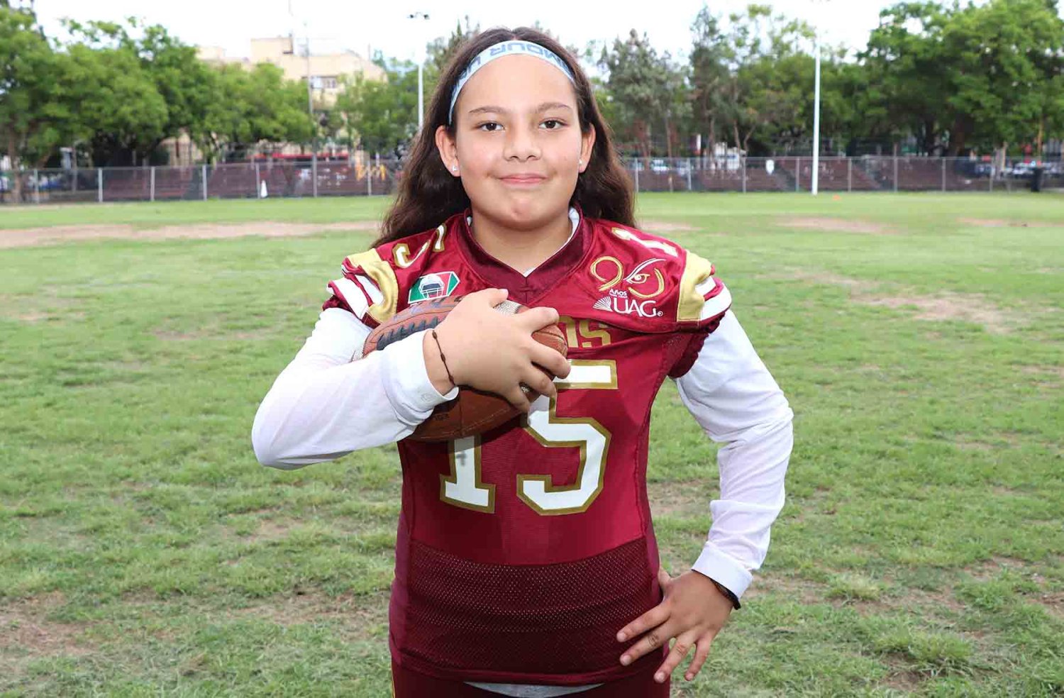 Ashley entrena todos los días en tecos football