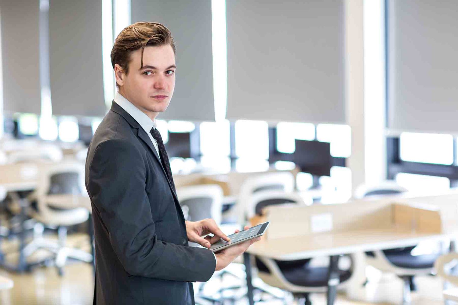 la licenciatura en contador publico en linea de la uag se cursa en 12 cuatrimestres