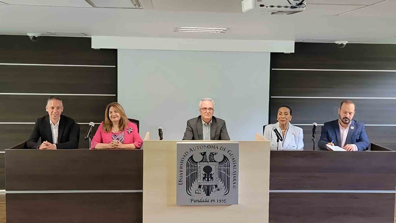 la UAg será sede del 3er foro mundial de RRPP