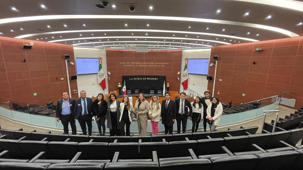 estudiantes de la uag visitan la scjn y el senado