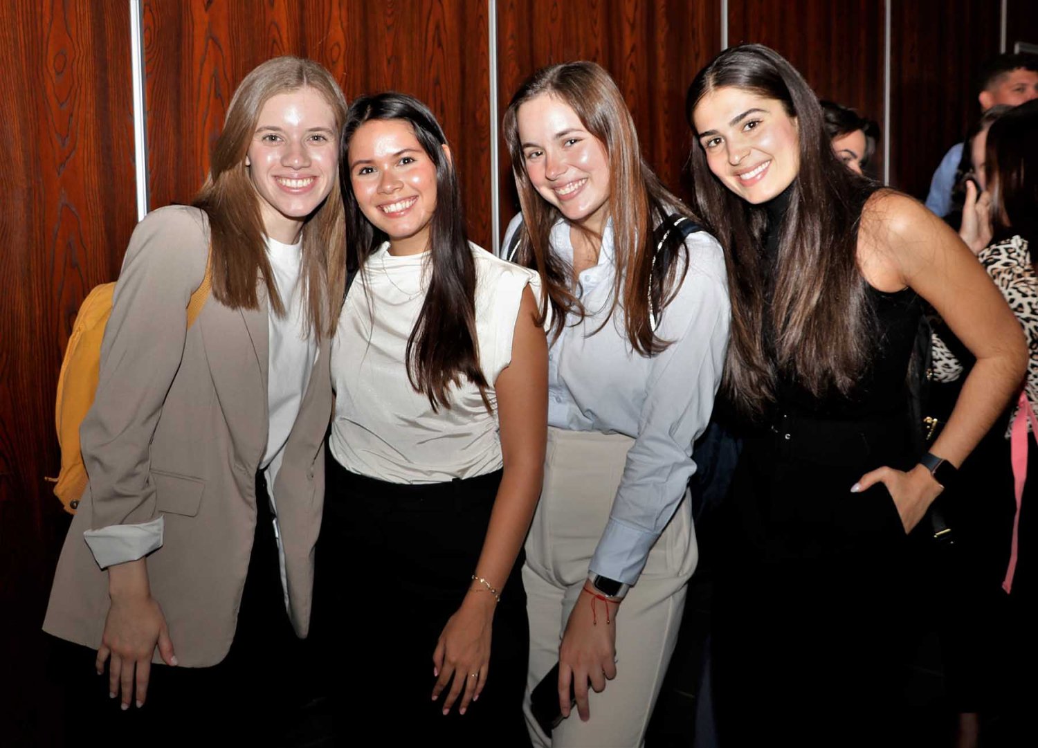 recibe uag a un nuevo grupo de alumnos extranjeros de medicina