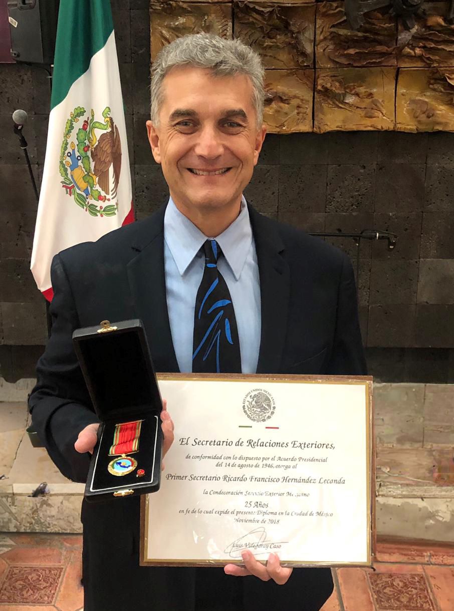 ricardo hernandez lecanda egreso de derecho en 1986