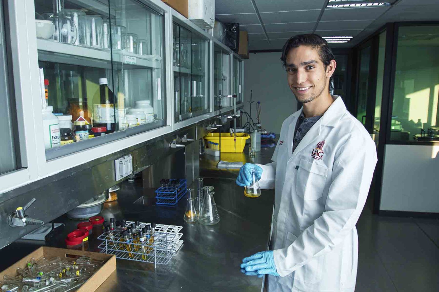 en el encuentro de investigacion participan estudiantes de todas las areas