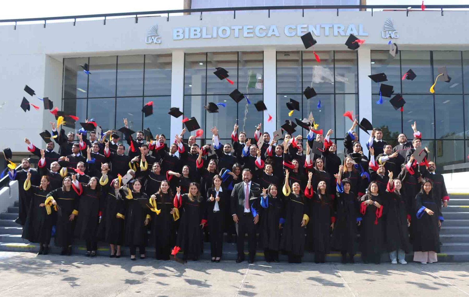 cada vez son mas los egresados de los diferentes programas de uag online