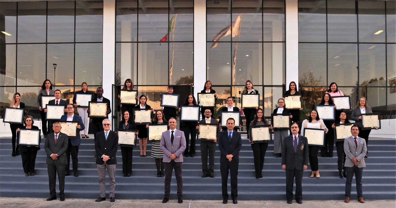 entregan nombramientos del plan de carrera del profesor base de la uag