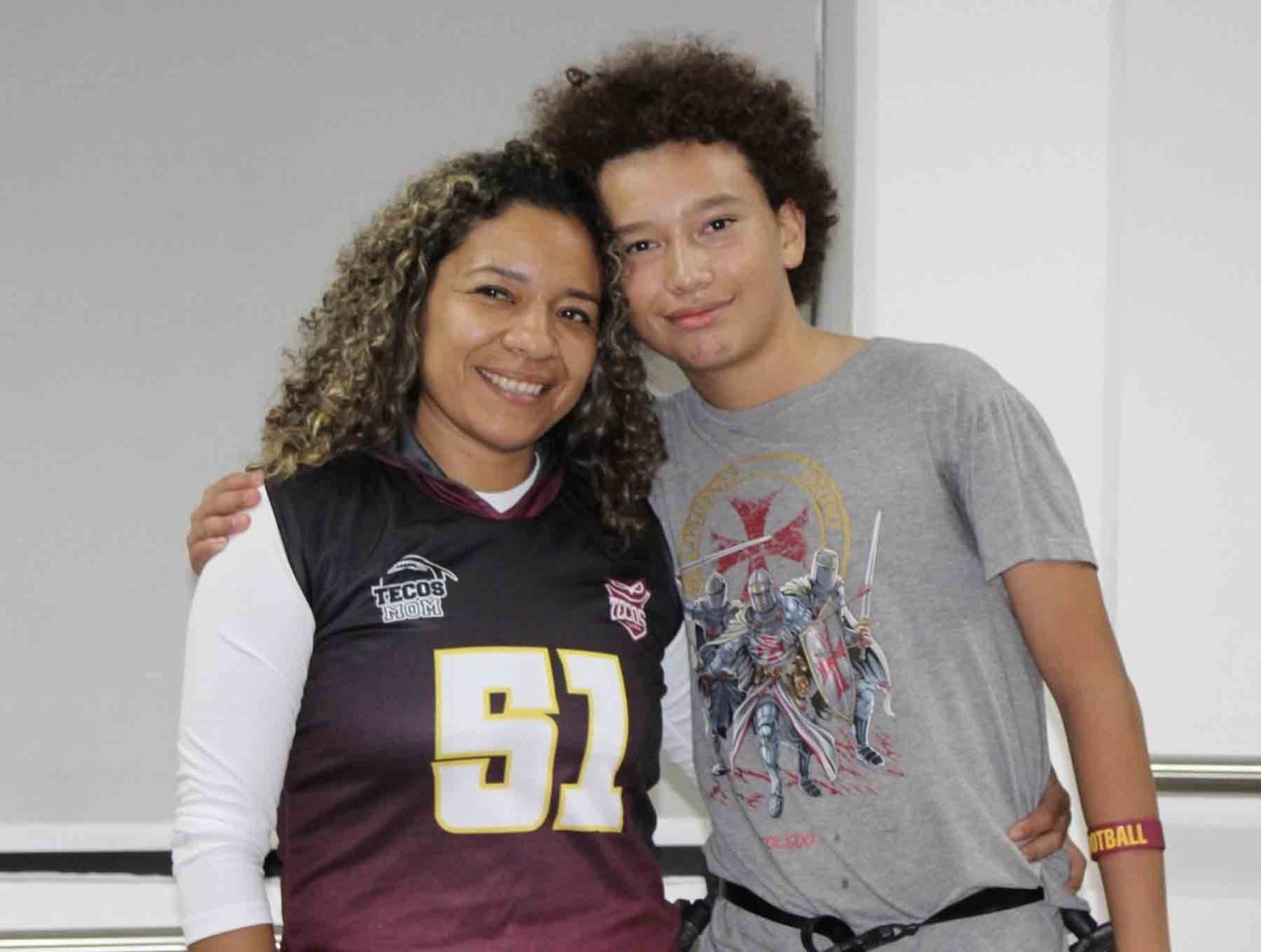 Madres e hijos comparten un deporte que los unen más allá de la cancha.