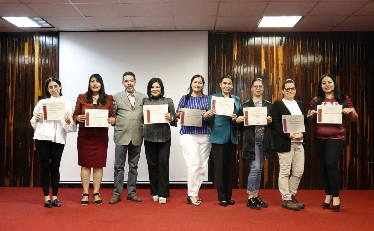 Que hace un quimico farmaceutico biologo QFB