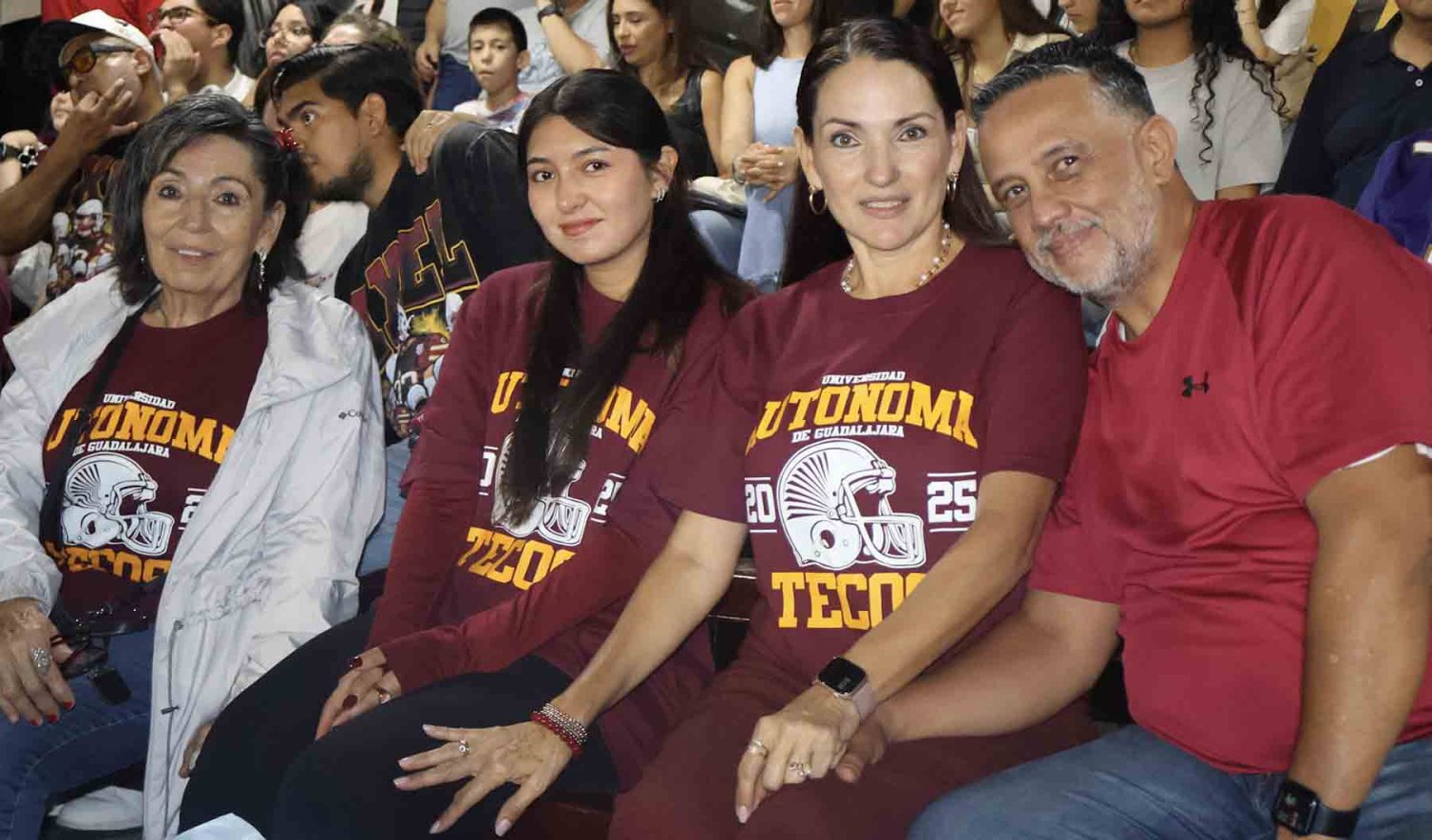 Gran ambiente en este primer encuentro de local