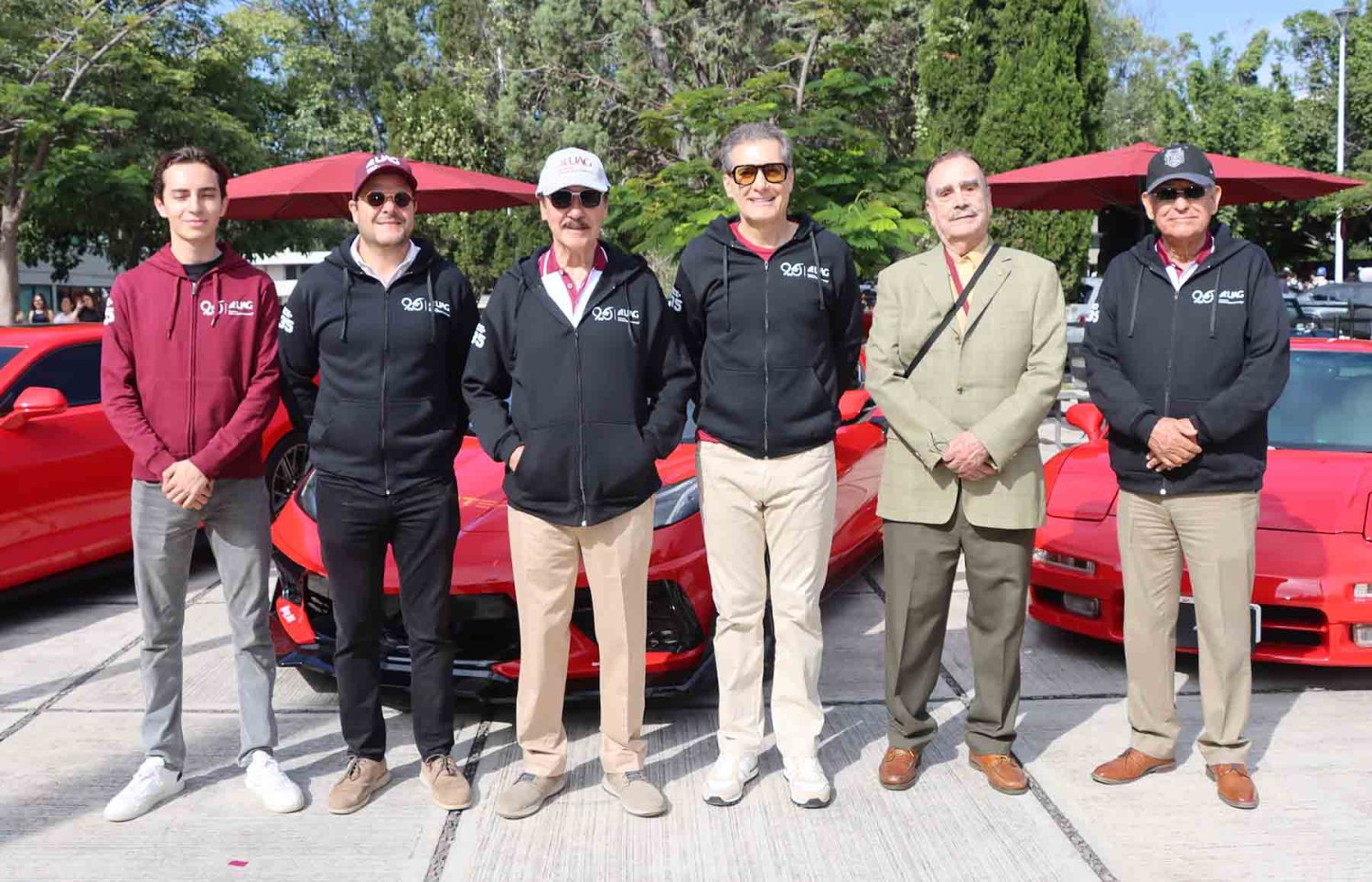 autoridades de la uag durante el evento