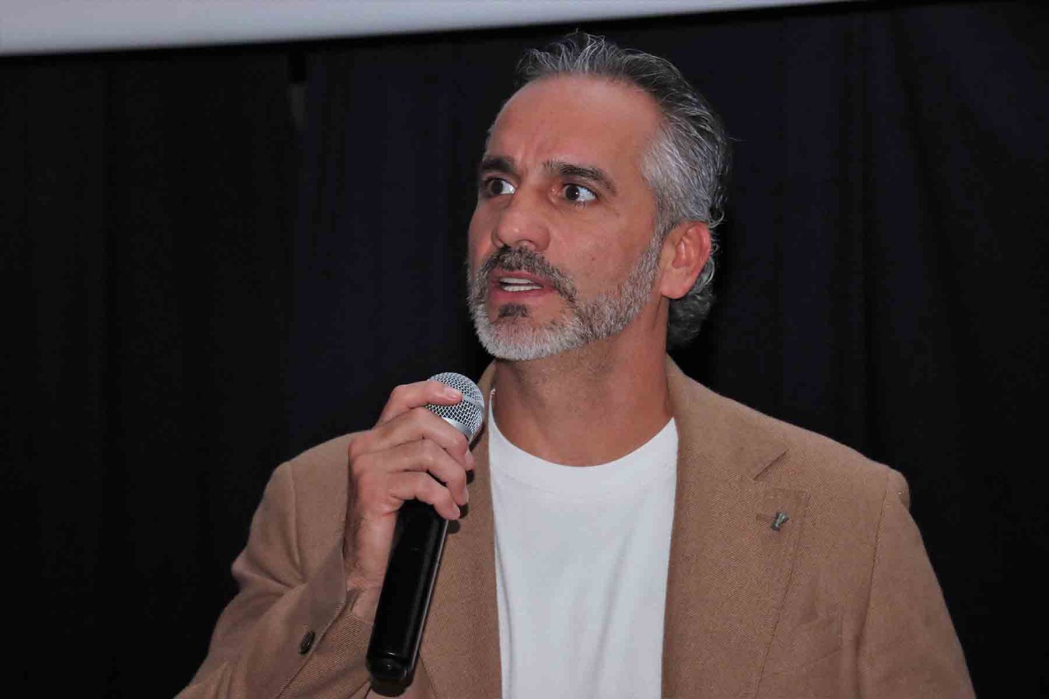 mtro juan carlos leano del castillo vicerrector administrativo de la uag