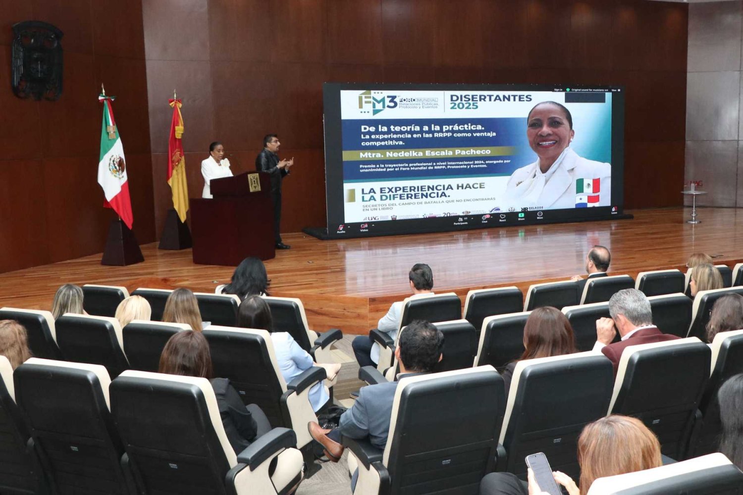 esta conferencia se realizo durante el 3er foro mundial de relaciones publicas protocolo y eventos