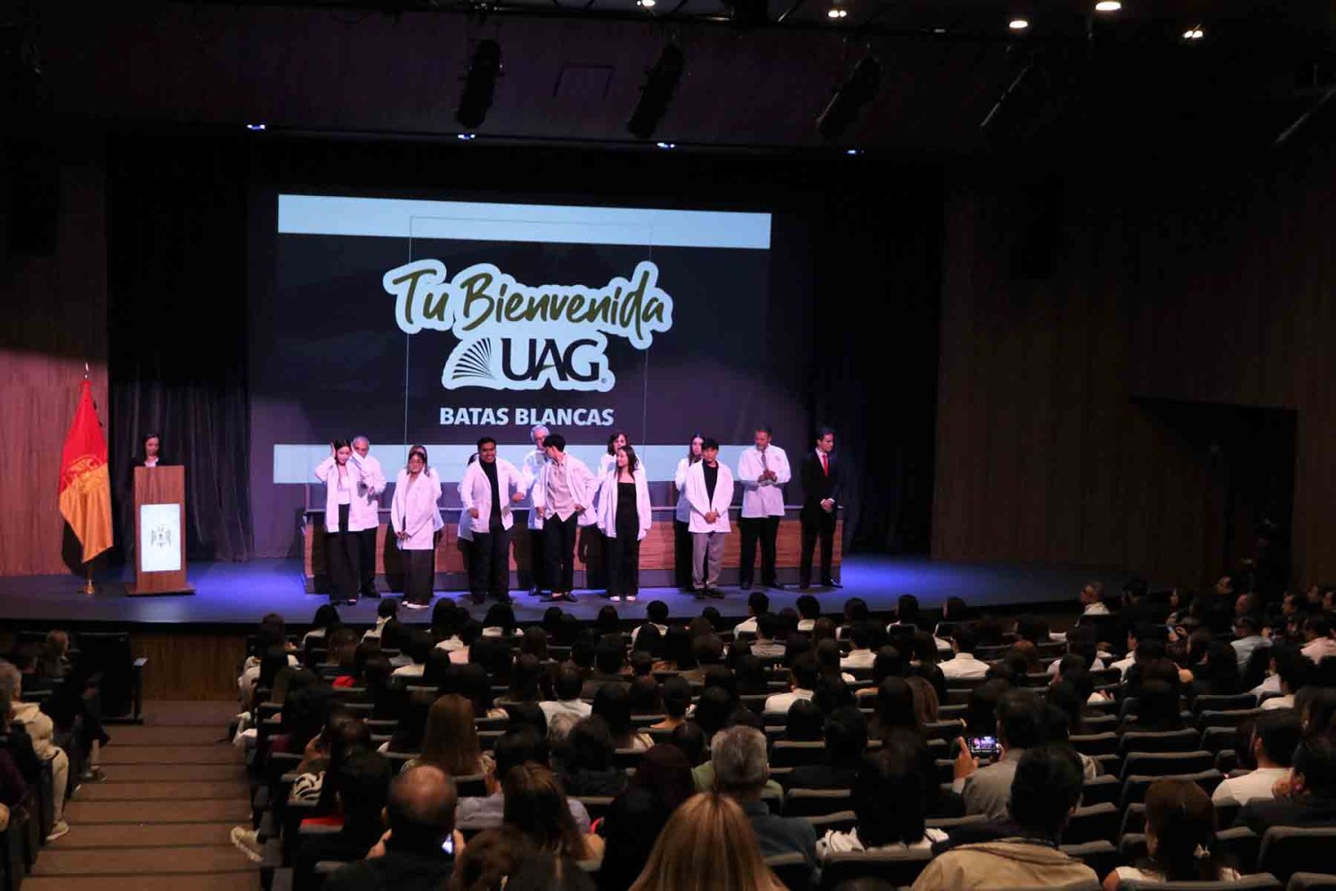 imposicion batas blancas uag