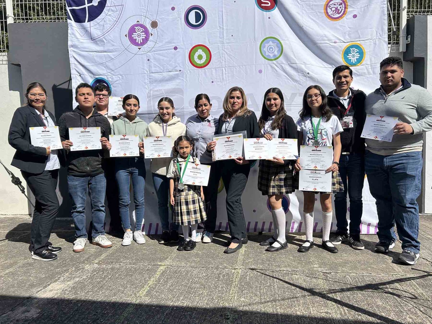 alumnos de la escuela antonio caso zapopan que destacaron en infomatrix 2025