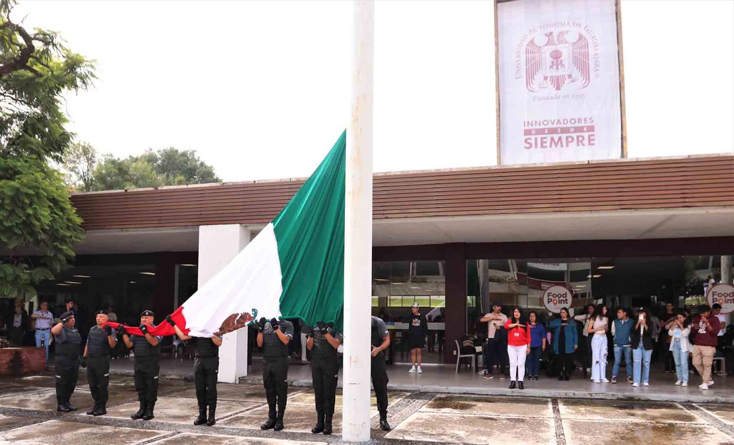 inician festejos patrios en la uag