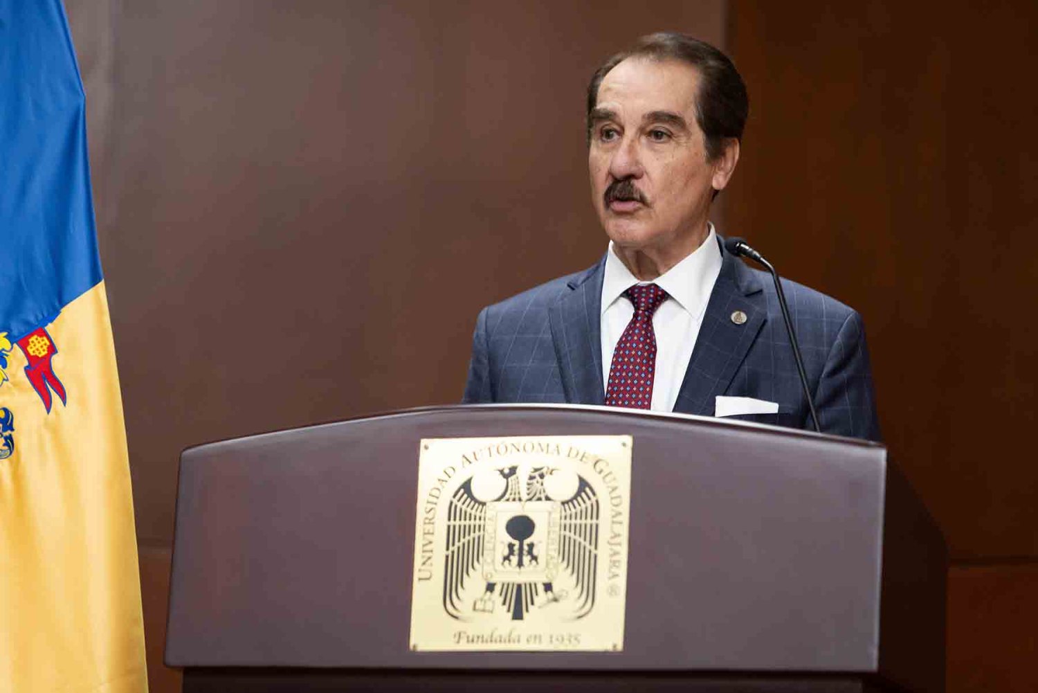 lic antonio leaño reyes