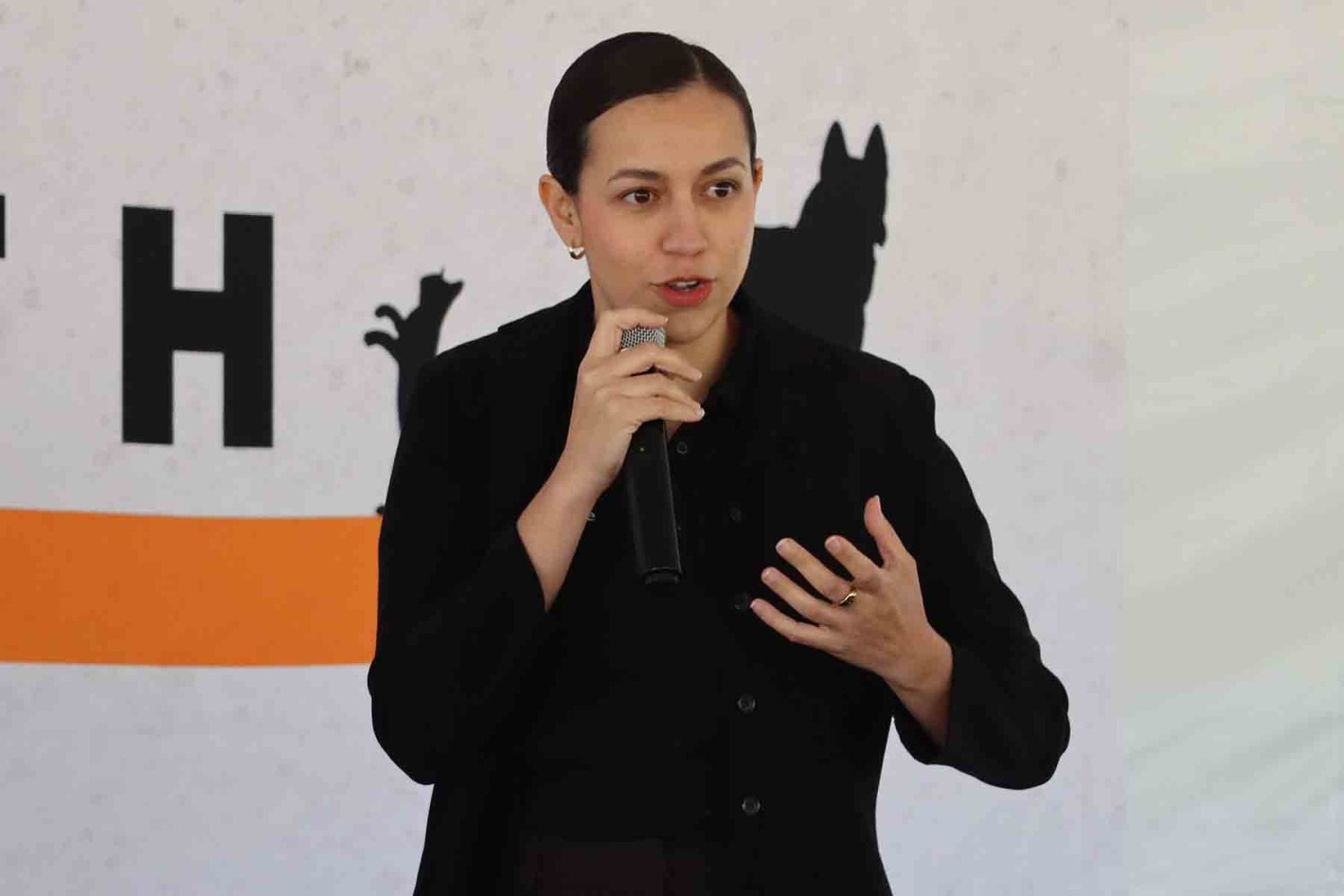 dra alejandra diaz barrales directora del programa de medico veterinario