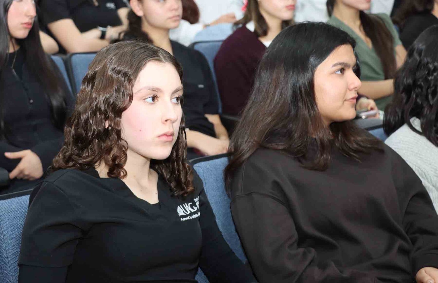 estudiantes de ciencias de la nutrición acudieron a la conferencia