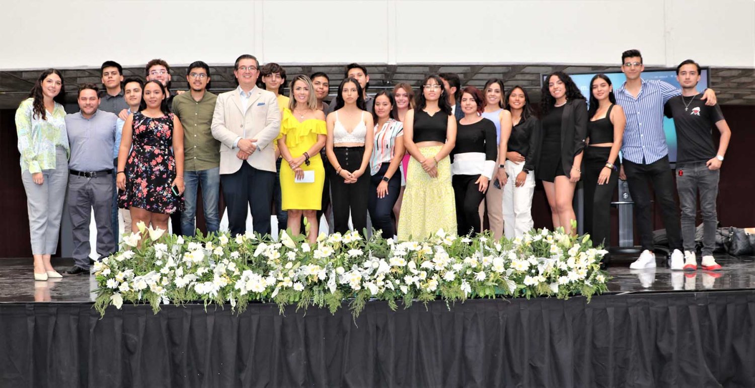 cierre exitoso de semilleros de innovacion en la uag