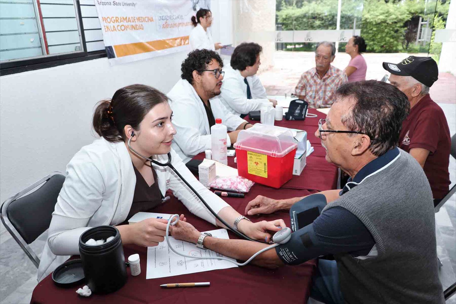 en el evento se ofrecieron consultas médicas, nutricionales y psicológica, entre otras
