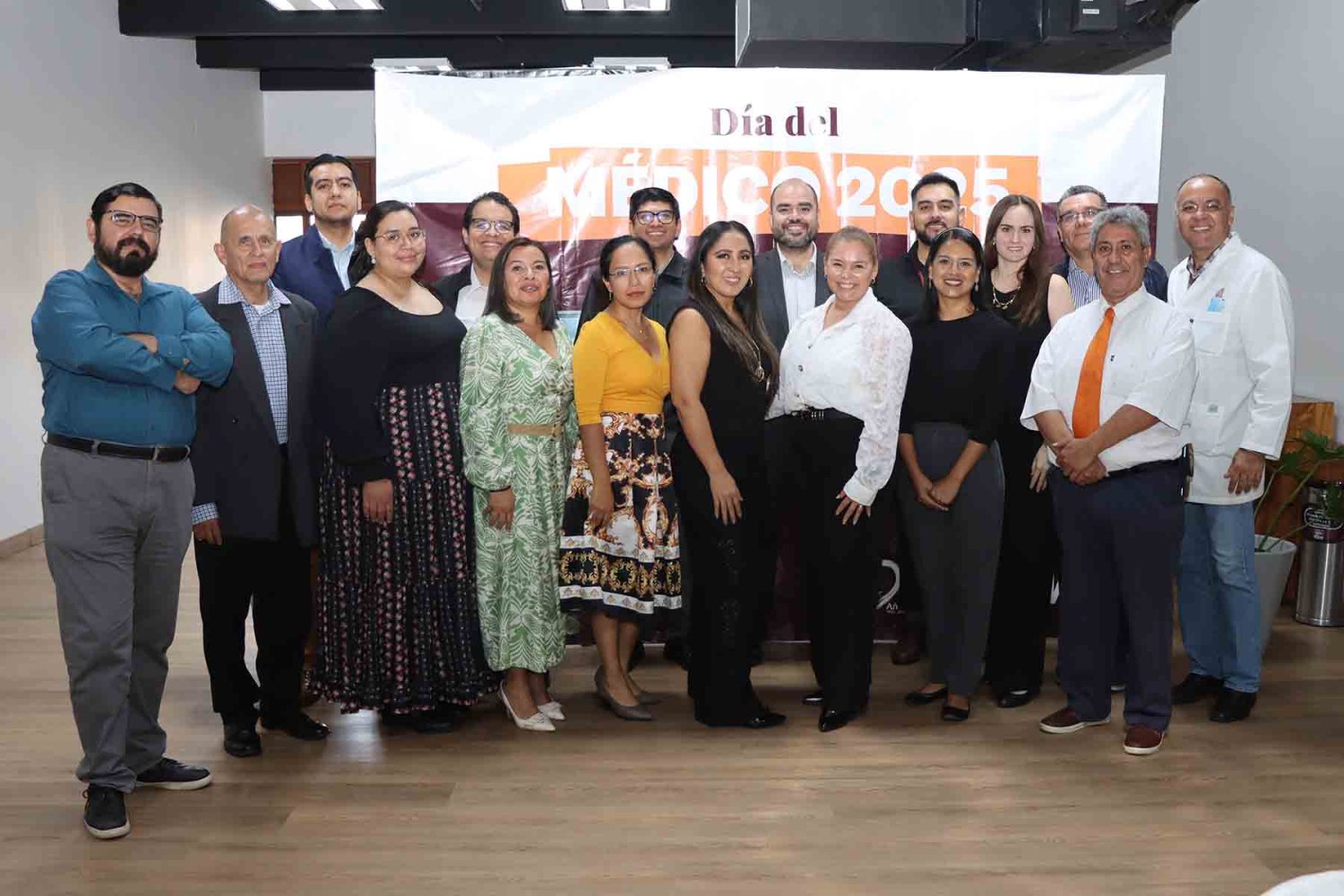 academicos y doctores de la uag durante la celebración