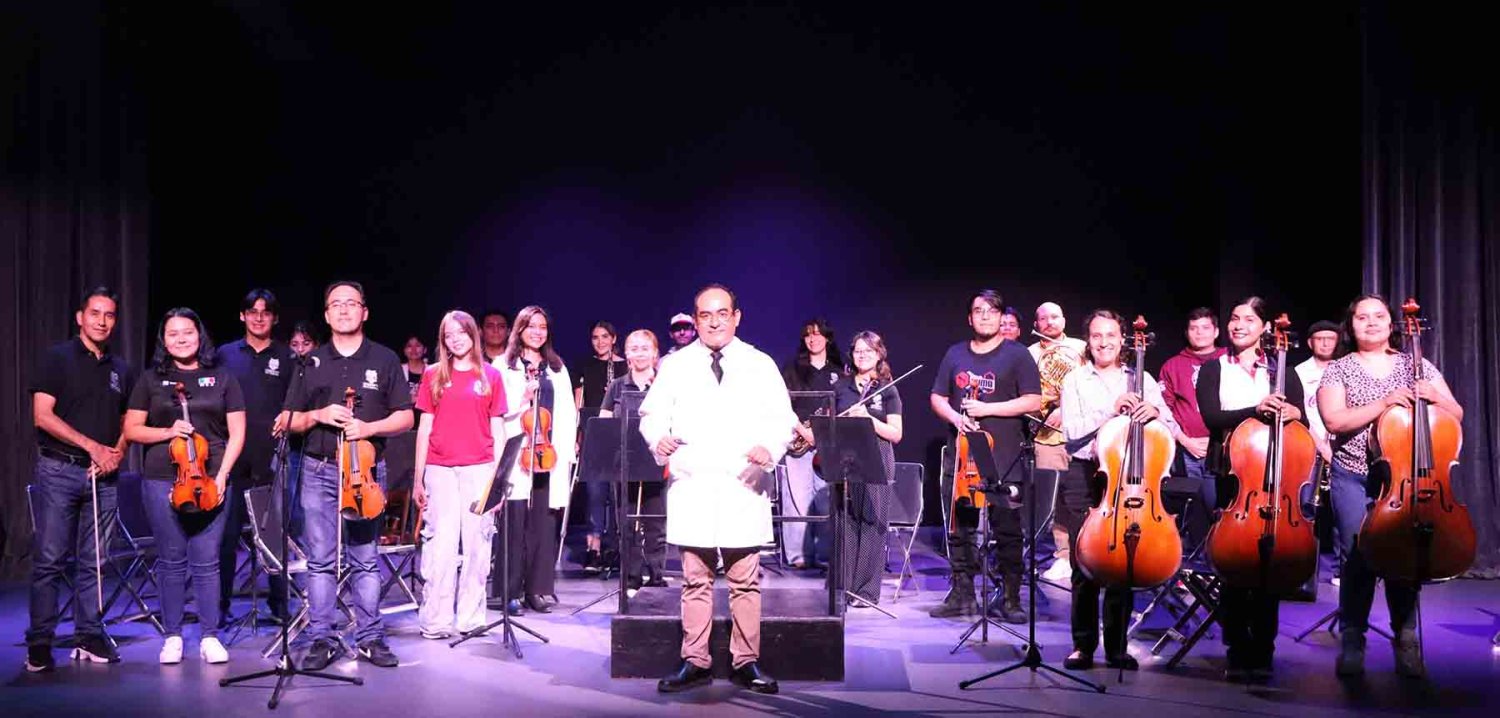 la orquesta de cámara interpretó un programa con obras de beethoven, studio ghibli y arturo Márquez