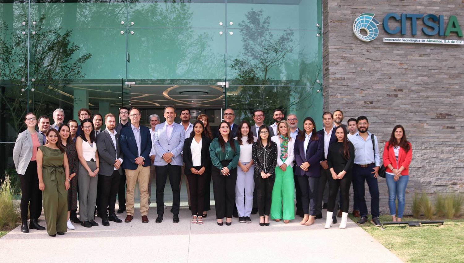 empresas canadienses buscan alianzas con la uag